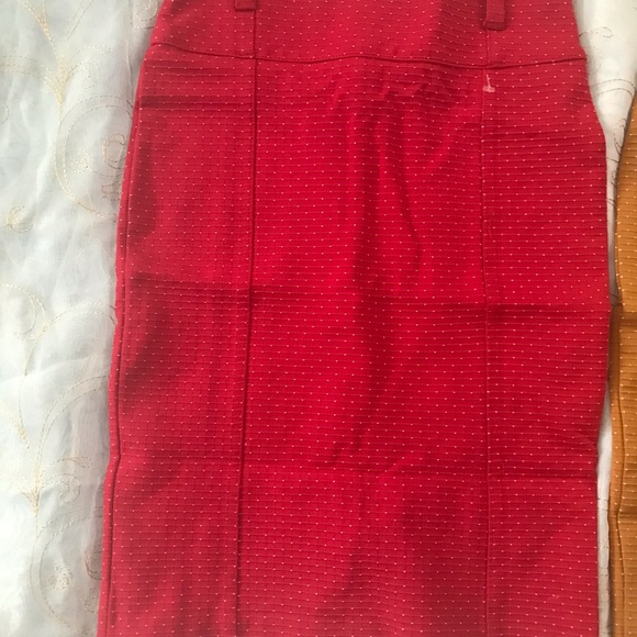 🆕 2 pcs CAROMI Ads Shop streth elegant skirts mustard & Red color Size Small - Picture 11 of 13